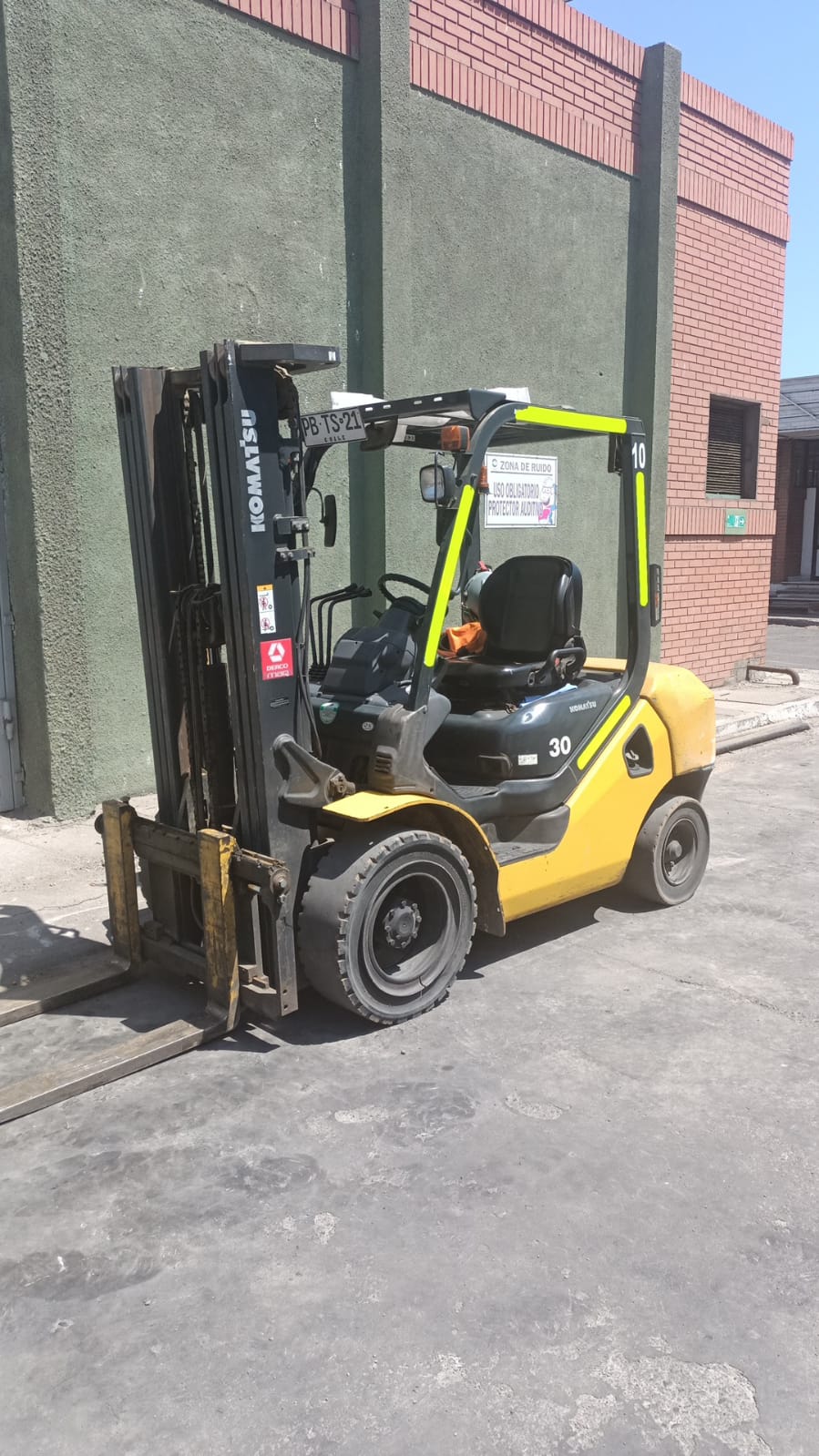 Grúa Horquilla Komatsu 3T